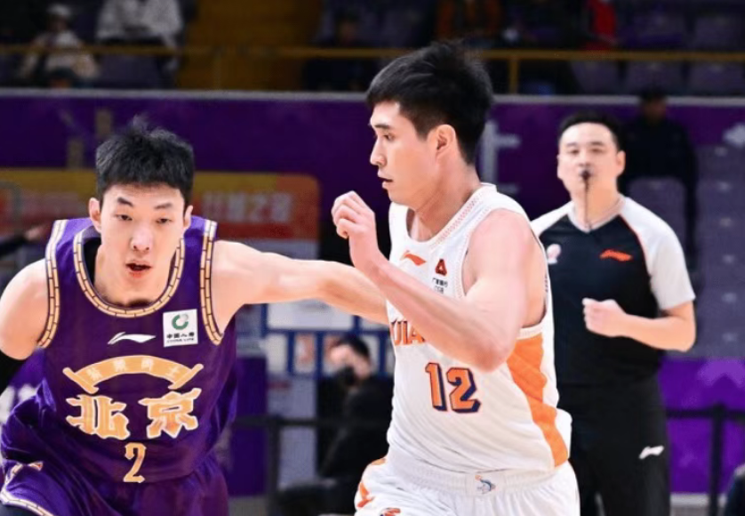 开云平台-廖三宁压哨三分绝杀北控险胜福建 曾凌铉三分9中9CBA历史首人